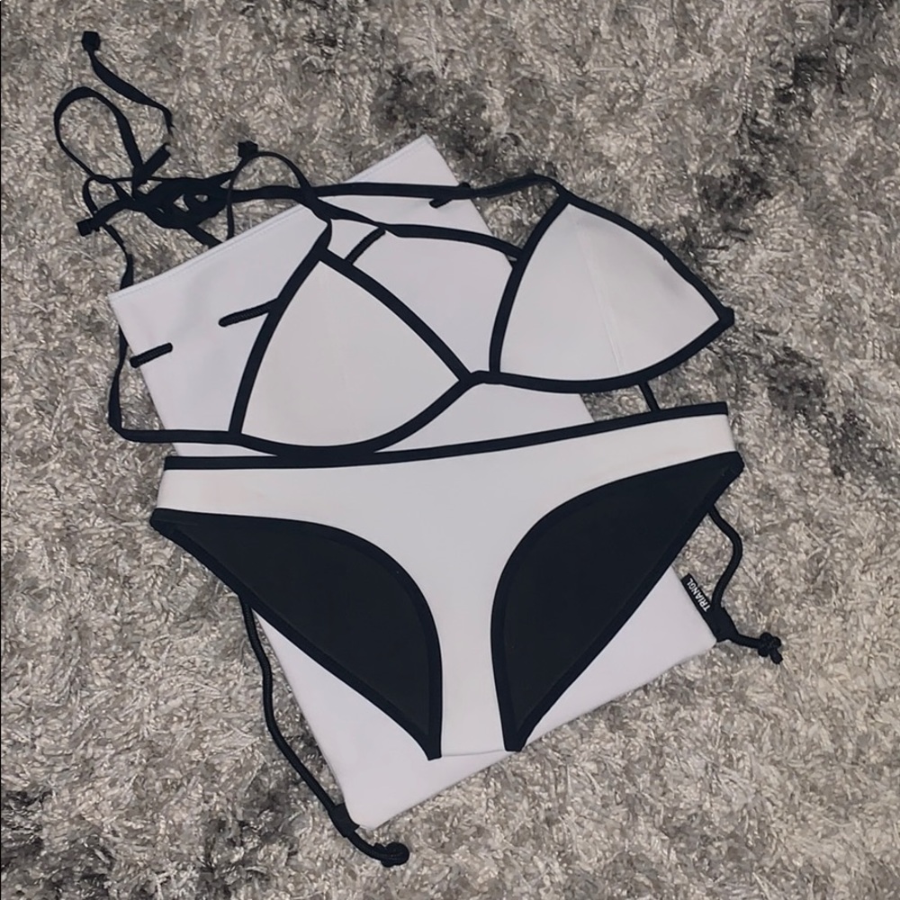 Triangl Chloe bikini